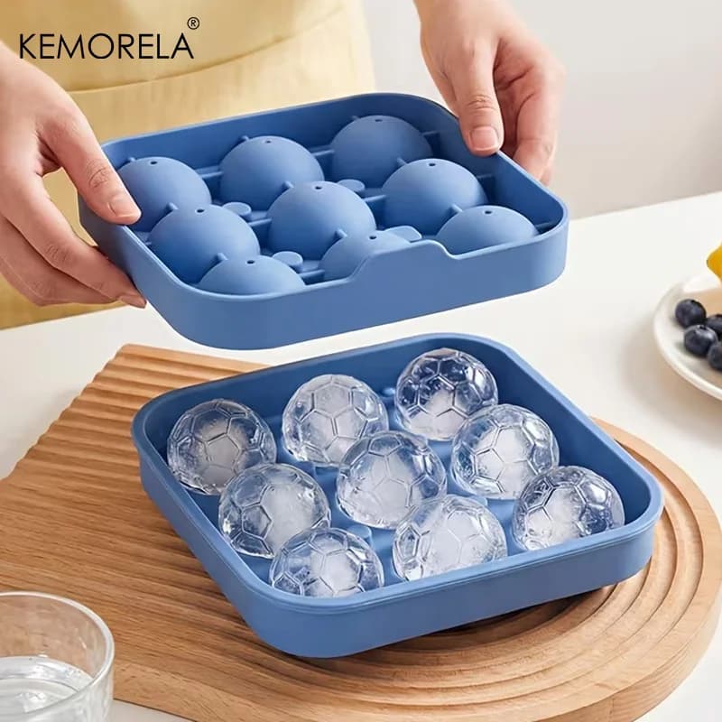 Khay làm đá khuôn bóng đá 9 lỗ có nắp